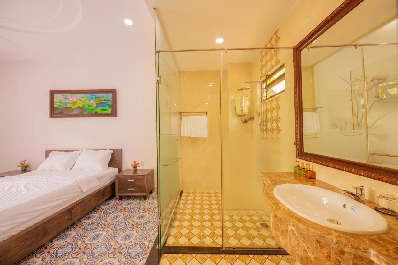 Khu Nghi Duong Huong Sen - Binh My, Cu Chi Hotel Ho Chi Minh City Exterior photo