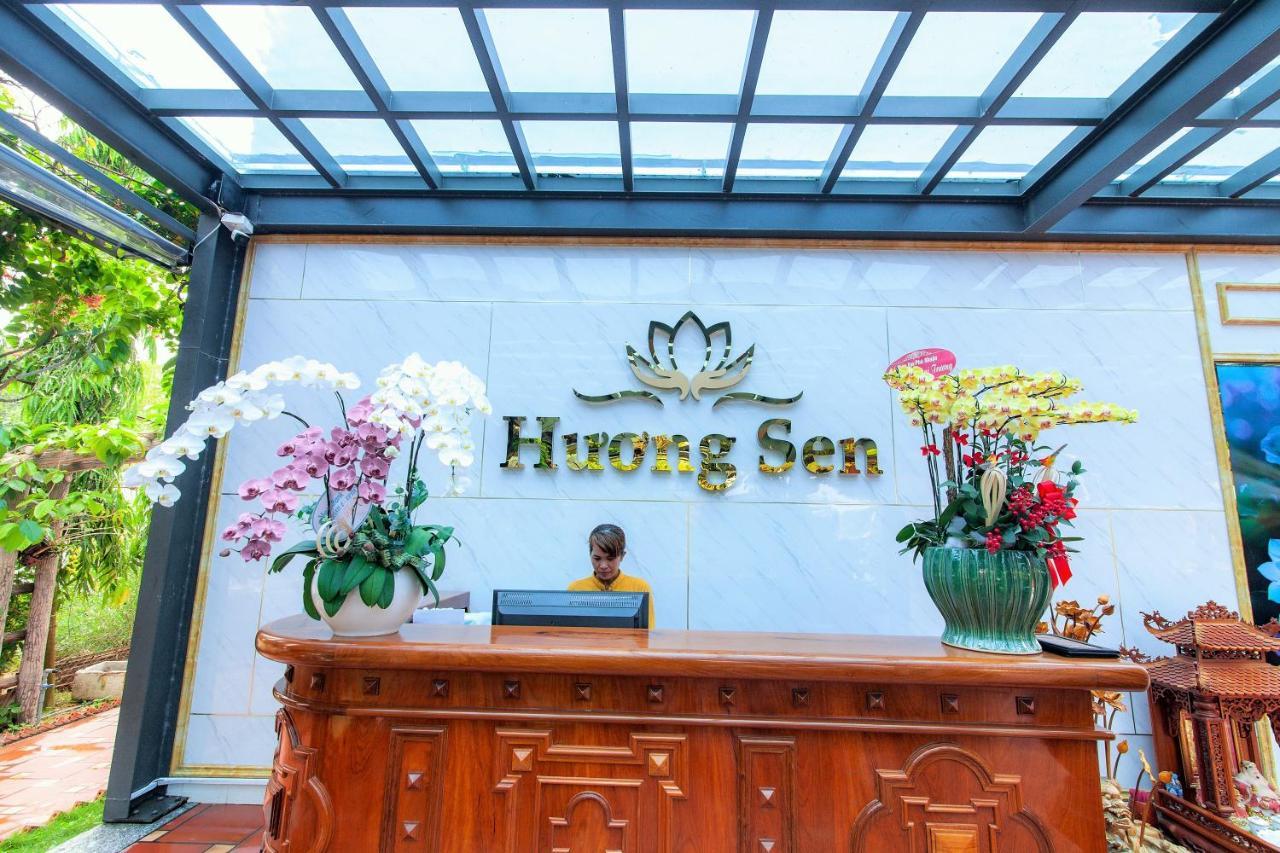 Khu Nghi Duong Huong Sen - Binh My, Cu Chi Hotel Ho Chi Minh City Exterior photo