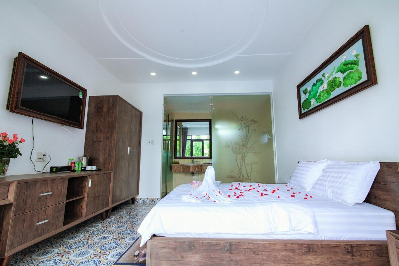 Khu Nghi Duong Huong Sen - Binh My, Cu Chi Hotel Ho Chi Minh City Exterior photo